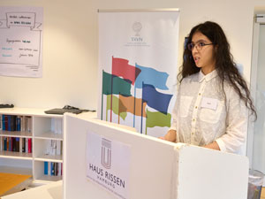 Überzeugungen werden in Reden für alle präsentiert