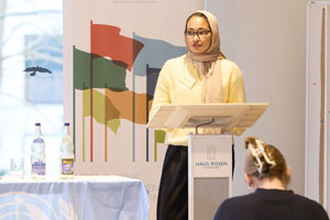 Die Delegierte von Bangladesch appelliert an die asiatischen Staaten.